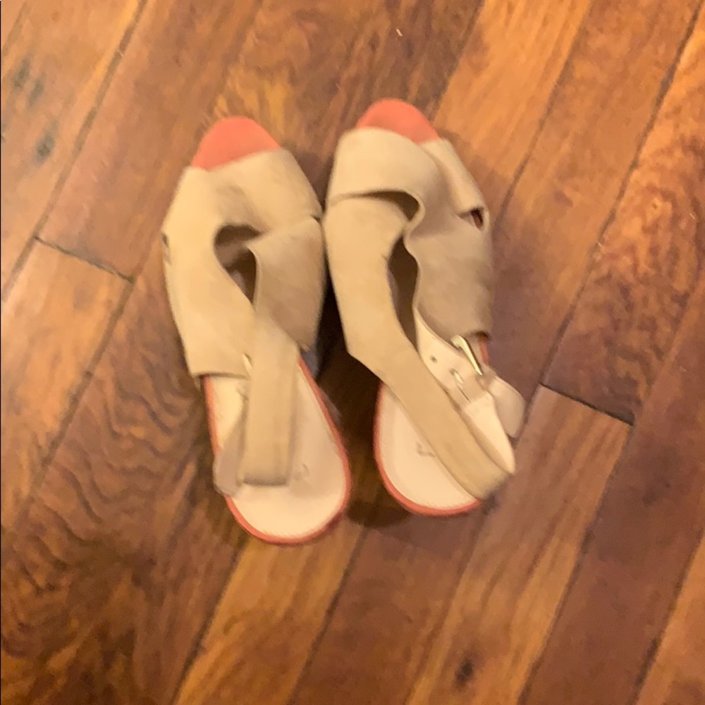 Boutique 9 peep toe pumps